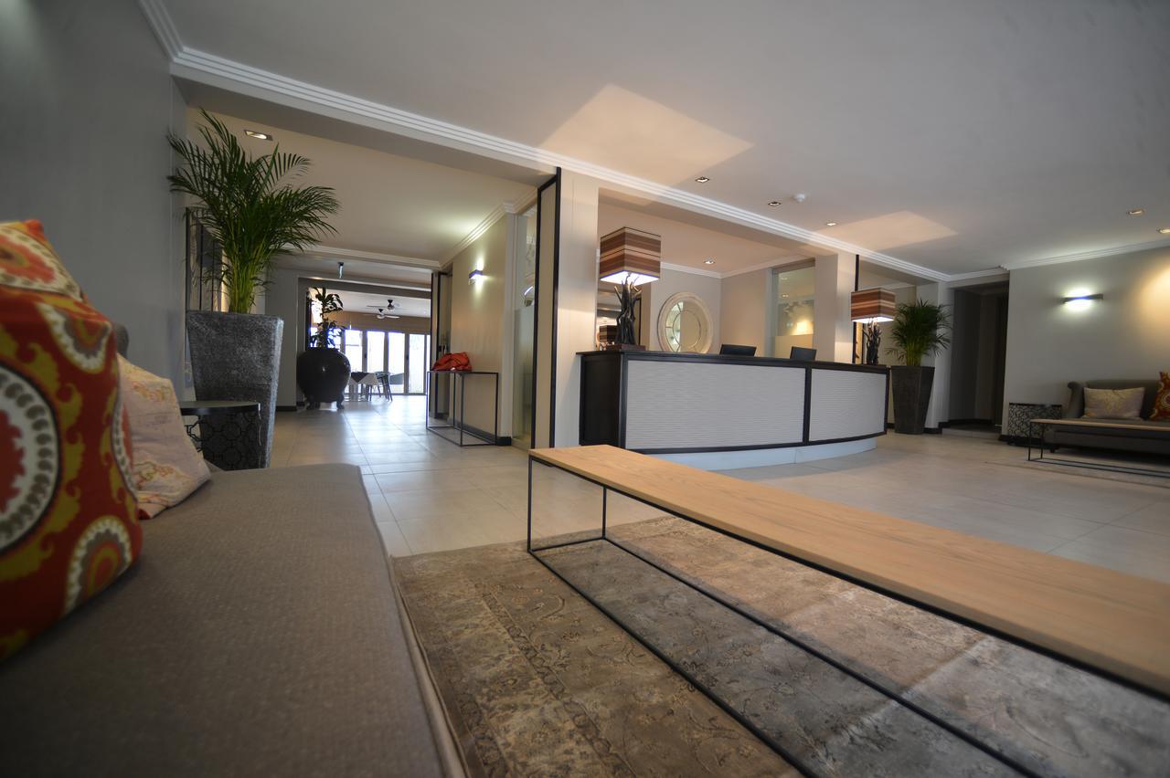 Regent Hotel City Габороне Екстериор снимка
