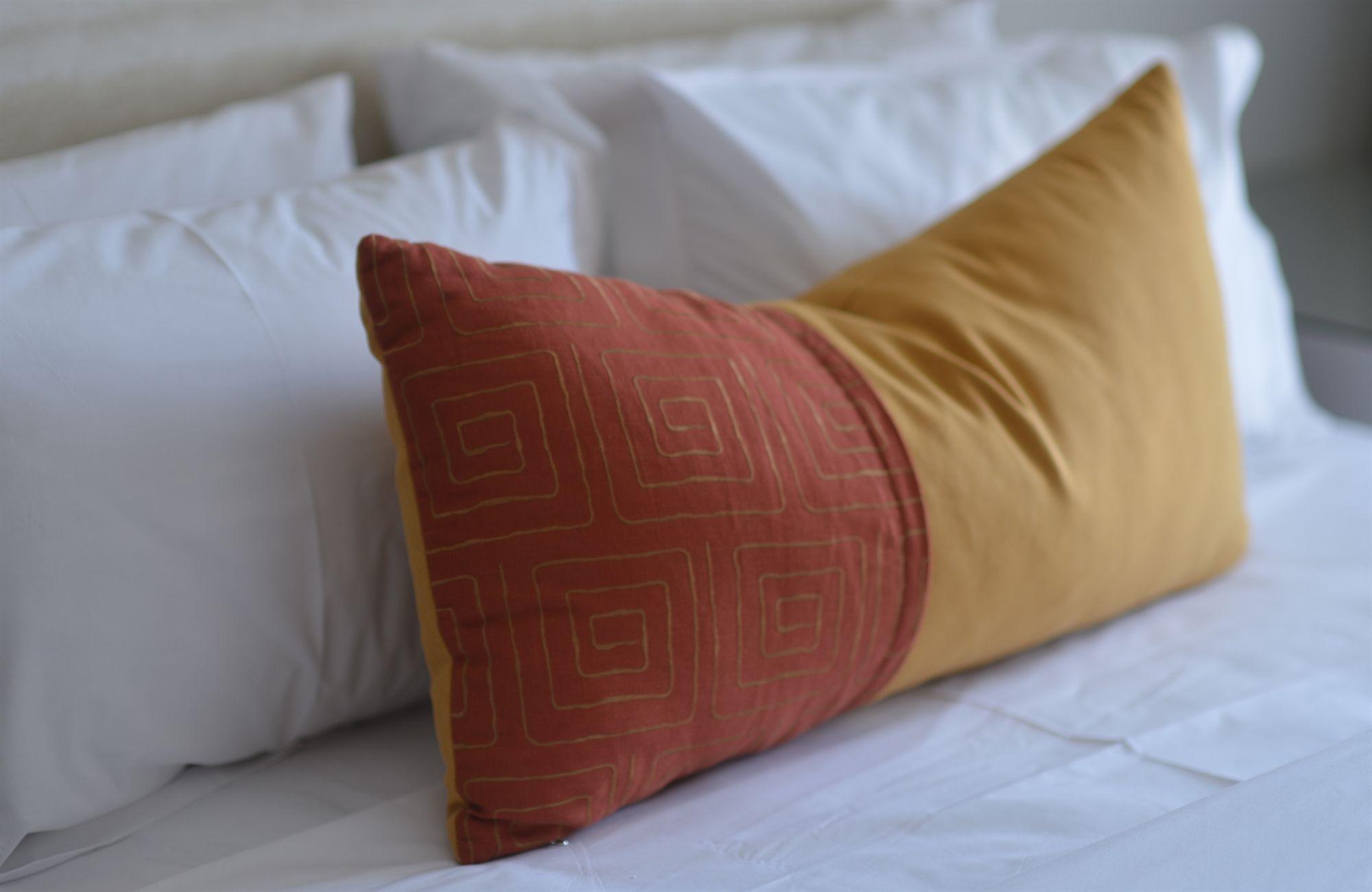 Regent Hotel City Габороне Екстериор снимка
